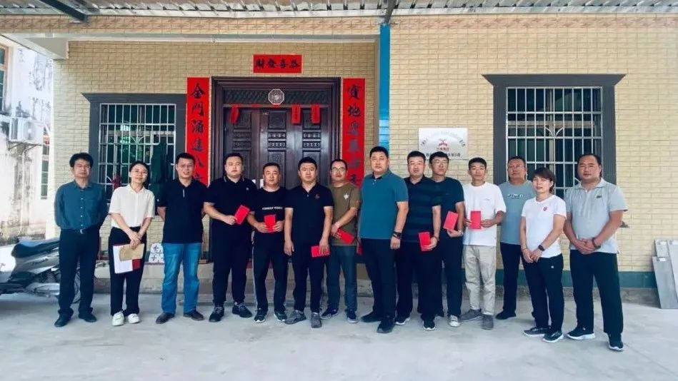 平凡堅(jiān)守的最美科裝人|蘭州至?？诟咚俟窂V西欽州至北海段改擴(kuò)建工程鐵山、合浦服務(wù)區(qū)項(xiàng)目部艱苦奮斗記